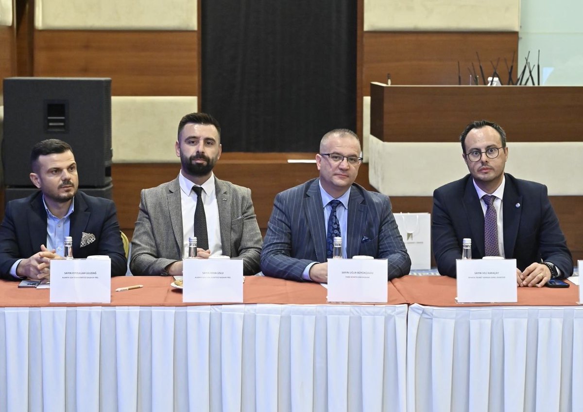 ISPARTAGGK's tweet photo. TOBB ISPARTA GENÇ GİRİŞİMCİLER KURULU OLARAK ANTALYA GGK EVSAHİPLĞİNDE GERÇEKLEŞEN GGK AKDENİZ BÖLGE TOPLANTISINA KATILARAK İLİMİZİ TEMSİL ETTİK. 
EMEĞİ GEÇEN HERKEZE TEŞEKKÜRLER. @TOBBiletisim @RHisarciklioglu https://t.co/6Sp2oSqIYN