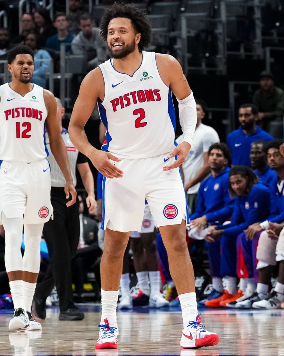 DEEETROIT BASKETBAAALLLLLLL 