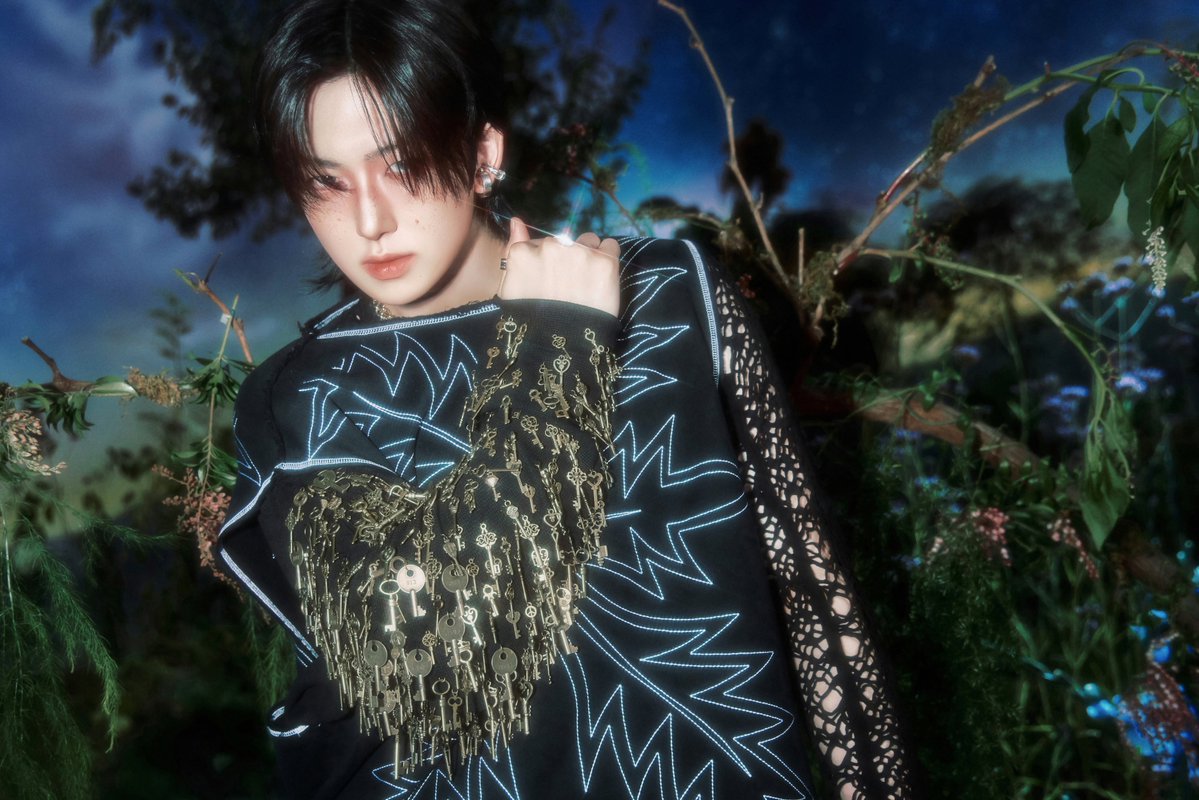 [&amp;TEAM] 
KR 1st Mini Album 'Back to Life'
Concept Photo ROAR ver.
#FUMA

2025.10.28 18:00(KST)

andteam.lnk.to/backtolife_jpWE

#BacktoLife #ROAR
#andTEAM #앤팀