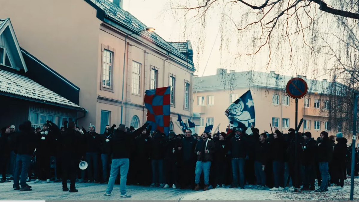 Corteo på Hamar!
Avmarsj 15:30 fra Østre Torg.
Felles pubsamling på Heim fra kl 13.

Det er meldt 23 grader varmere enn sist vi var på Hamar, men det blir ikke spesielt varmt.

Bortefeltet er utsolgt. 1150 ramp fra Oslo Øst!
