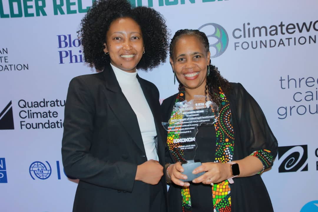 IOM at African Union (@iomatau) on Twitter photo Honored to receive a Silver Plaque from <a href="/MoPD_Ethiopia/">Ministry of Planning and Development - Ethiopia</a> for <a href="/UNmigration/">IOM - UN Migration 🇺🇳</a>’s vital role in the landmark 2nd Africa Climate Summit (#ACS2).
Grateful for the recognition & proud to support climate resilience and address climate mobility needs across #Africa. 🌍🤝
#ClimateAction Honored to receive a Silver Plaque from <a href="/MoPD_Ethiopia/">Ministry of Planning and Development - Ethiopia</a> for <a href="/UNmigration/">IOM - UN Migration 🇺🇳</a>’s vital role in the landmark 2nd Africa Climate Summit (#ACS2).
Grateful for the recognition & proud to support climate resilience and address climate mobility needs across #Africa. 🌍🤝
#ClimateAction