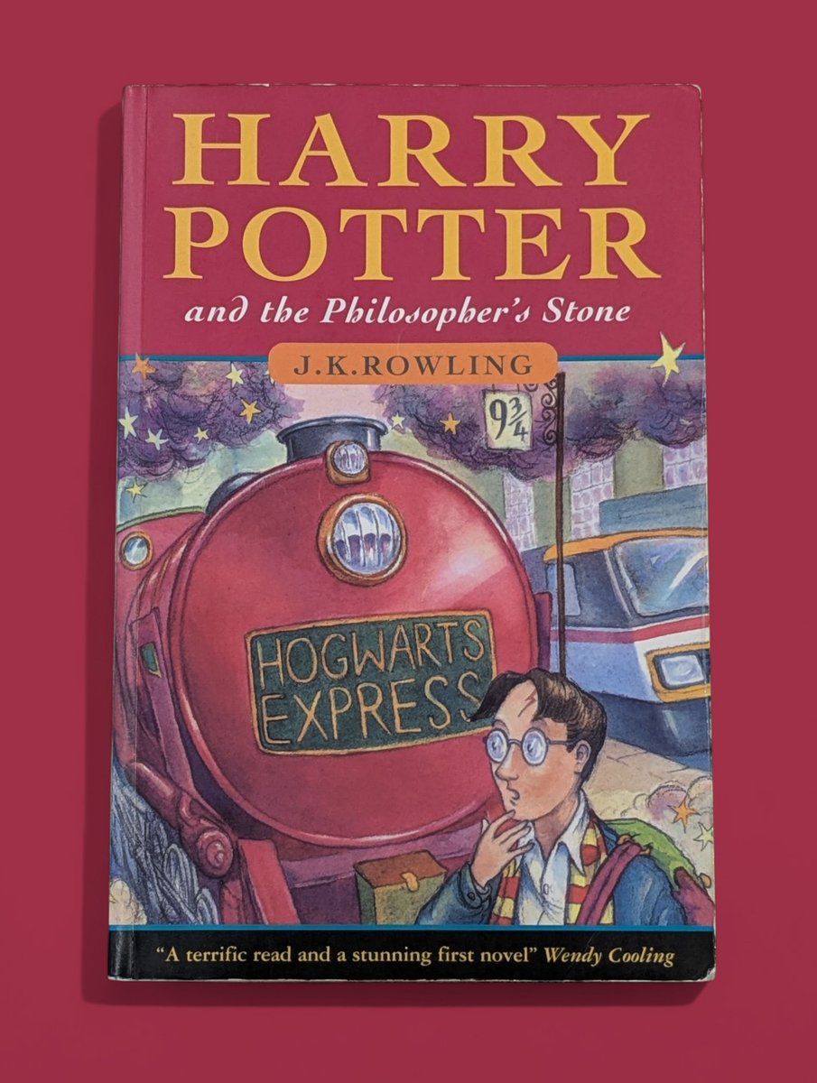 RogersJonesCo1's tweet image. DELIVERED FOR AUCTION THIS WEEK 
 
Harry Potter and the Philosopher's Stone First Edition, signed by J. K. Rowling  🪄
 
ESTIMATE: £3000-4000
AUCTION: Jewellery, Coins, Watches &amp;amp; Luxury 
DATE: November 13th

#harrypotter #firstedition #rare
