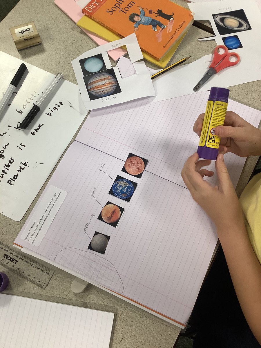 Overthorpe C of E (@overthorpe_acad) on Twitter photo Year 5 were out of this world with excitement whilst starting our new space topic! Year 5 were out of this world with excitement whilst starting our new space topic!