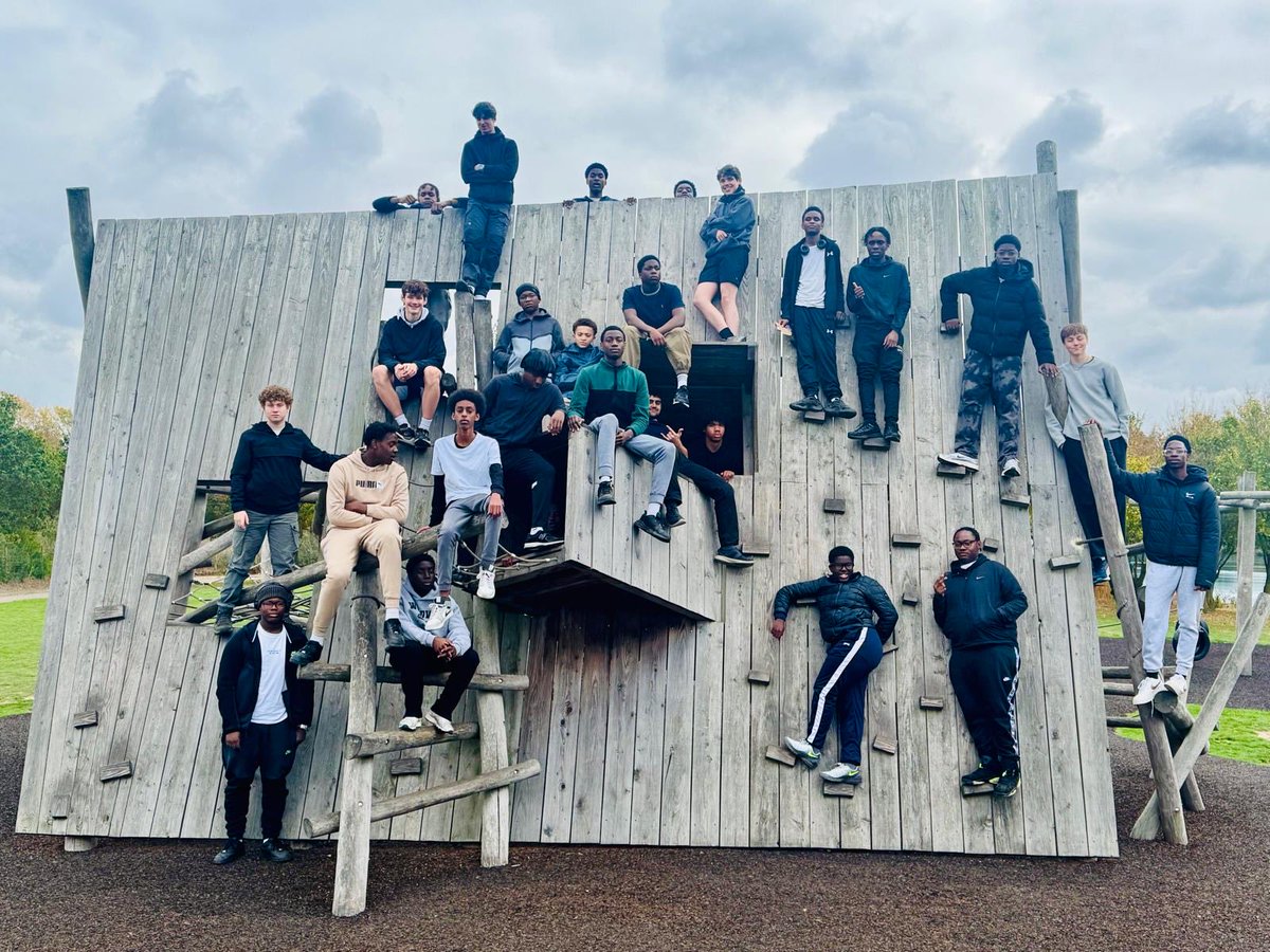 St Thomas the Apostle School tweet media