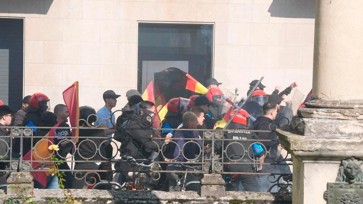 Blablabla blablabla blablabla, blablabla, pero que nuestra policía siempre les protegerá.