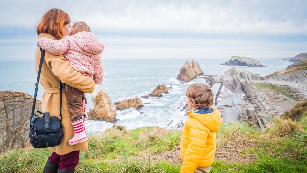 🏰 Kantabrien steht für Geschichte, Natur und Familienspaß: Burgen, Höhlen, Parks und Routen für kleine Entdecker und ihre Begleiter 🐾

🎯 Weitere Informationen: tourspain.es/consejerias/fr…

#SpanienErleben #ThinkYouKnowSpain
 #SpanienFamilienreise #SpanienLebensstil
<a href="/turcantabria/">Turismo en Cantabria</a>