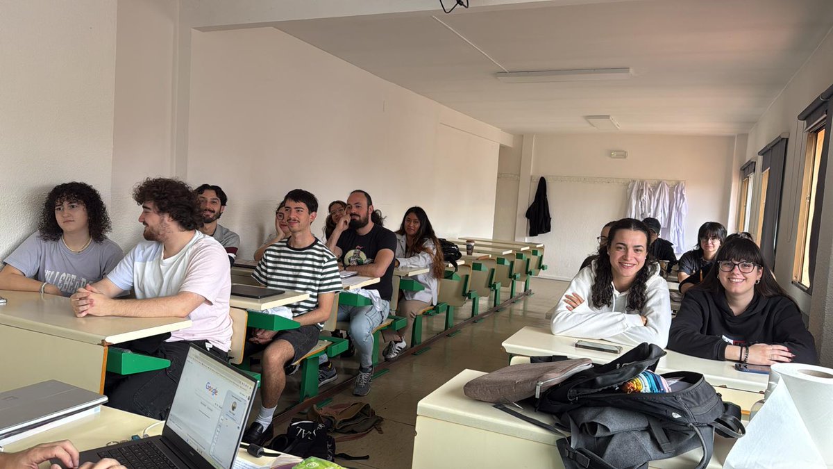 aetel_es's tweet image. ✅ Cerramos la semana con alumnos de Laboratorio Clínico y y Anatomía Patológica de la 𝐄𝐬𝐜𝐮𝐞𝐥𝐚 𝐓𝐞́𝐜𝐧𝐢𝐜𝐚 𝐝𝐞 𝐄𝐧𝐬𝐞𝐧̃𝐚𝐧𝐳𝐚𝐬 𝐄𝐬𝐩𝐞𝐜𝐢𝐚𝐥𝐢𝐳𝐚𝐝𝐚𝐬 en Madrid
@EscuelaEtee
#aeteltuasociacion
#laboratorioclinico
#anatomiapatologica