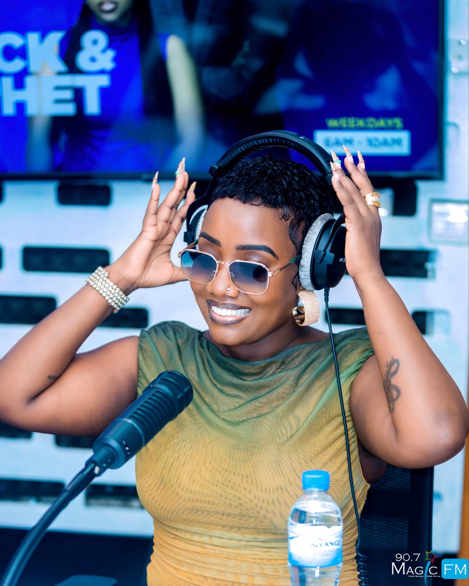 MagicFmRadio's tweet image. The beautiful Queen Lydia Jazmine is in the house!😍😍 #16questions #MagicMorning 6am-10am #AnickAndJaphet 
 
📸 @Bahizi_10837