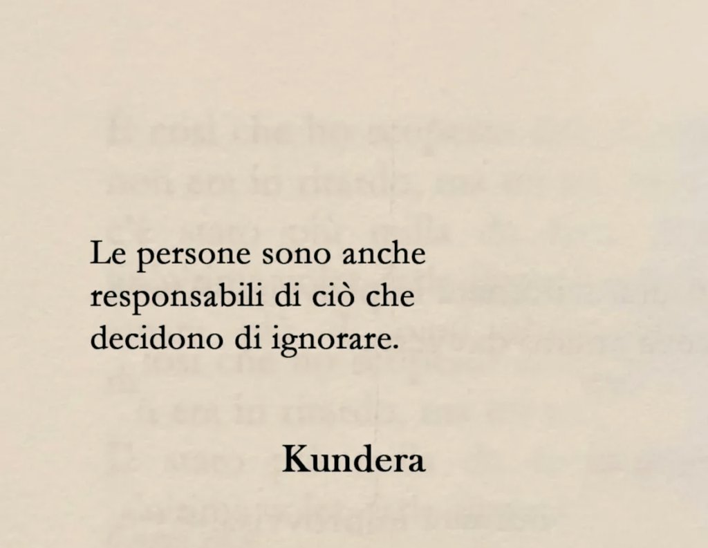 Simona C tweet media