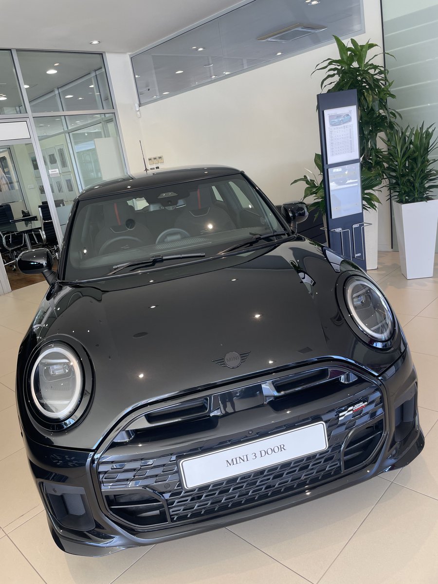 tkanellas's tweet photo. Shopping therapy.
Boys toys.
New MINI John Cooper Works 💦💦🤌🥰
#minilove https://t.co/ueNYezYDzJ