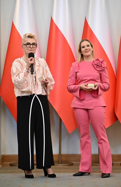 MinSPIS's tweet image. Nie chcę Jej atakować, niech się ubiera, jak chce, ale proszę, nie przedstawiajcie Jej jako naszej Coco Chanel.