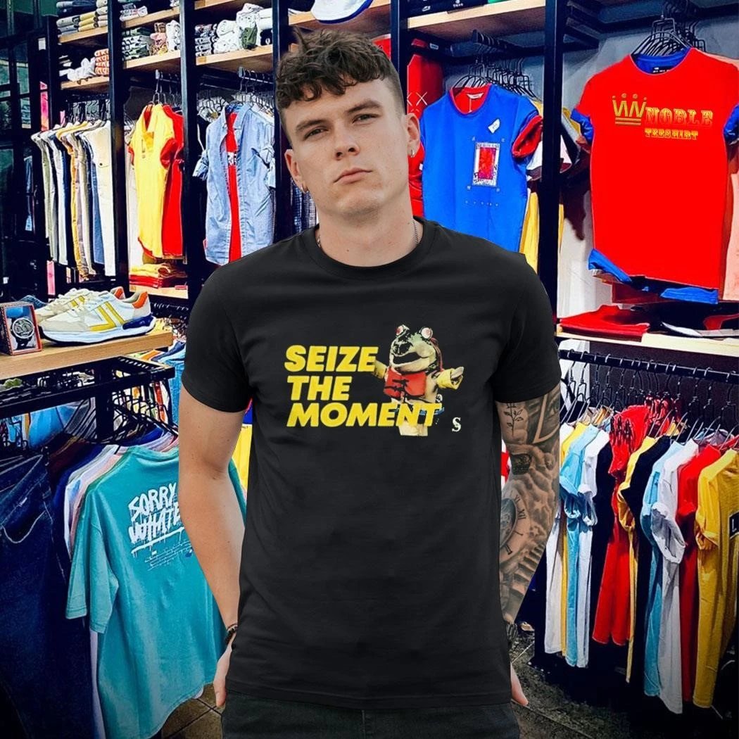 teefeetshirt's tweet image. Seize the moment humpy salmon new mascot Seattle mariners mlb baseball T-shirt  🐟⚾
Celebrate the new Seattle Mariners mascot with this fun, fresh, and game-ready tee! 
👉 Grab yours now: nobleteeshirt.com/product/offici…
#SeattleMariners #HumpySalmon #MLBFans  #nobleteeshirt