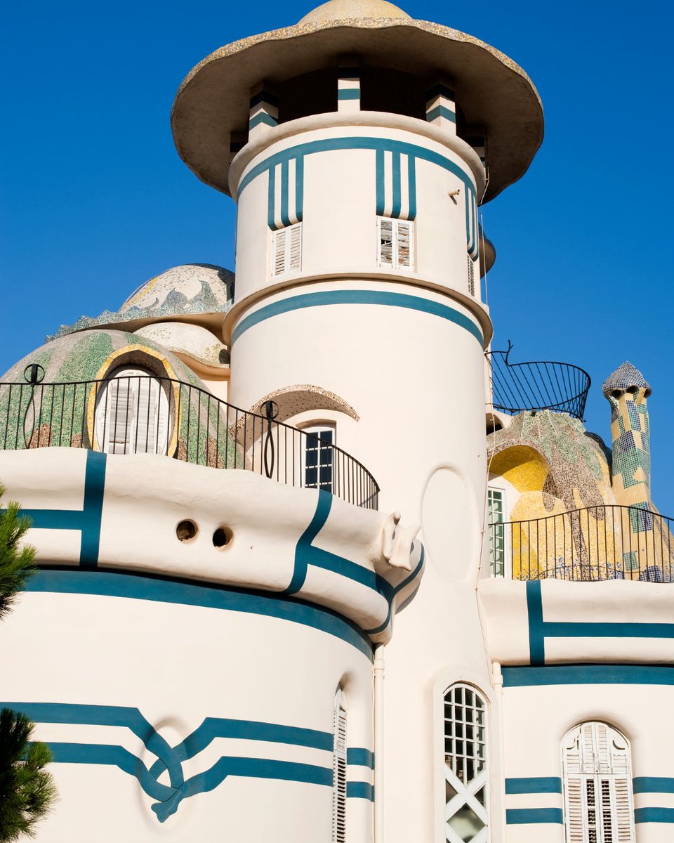 Torna el 48h Open House BCN – Sant Joan Despí! 📏 Visites gratuïtes a edificis icònics com Can Negre, Torre de la Creu, Capella del Bon Viatge, Ciutat Esportiva Joan Gamper o la Fàbrica de Xocolata Blanxart.

➡️ turismebaixllobregat.com/ca/que-fer/act…
#TurismeBaixLlobregat