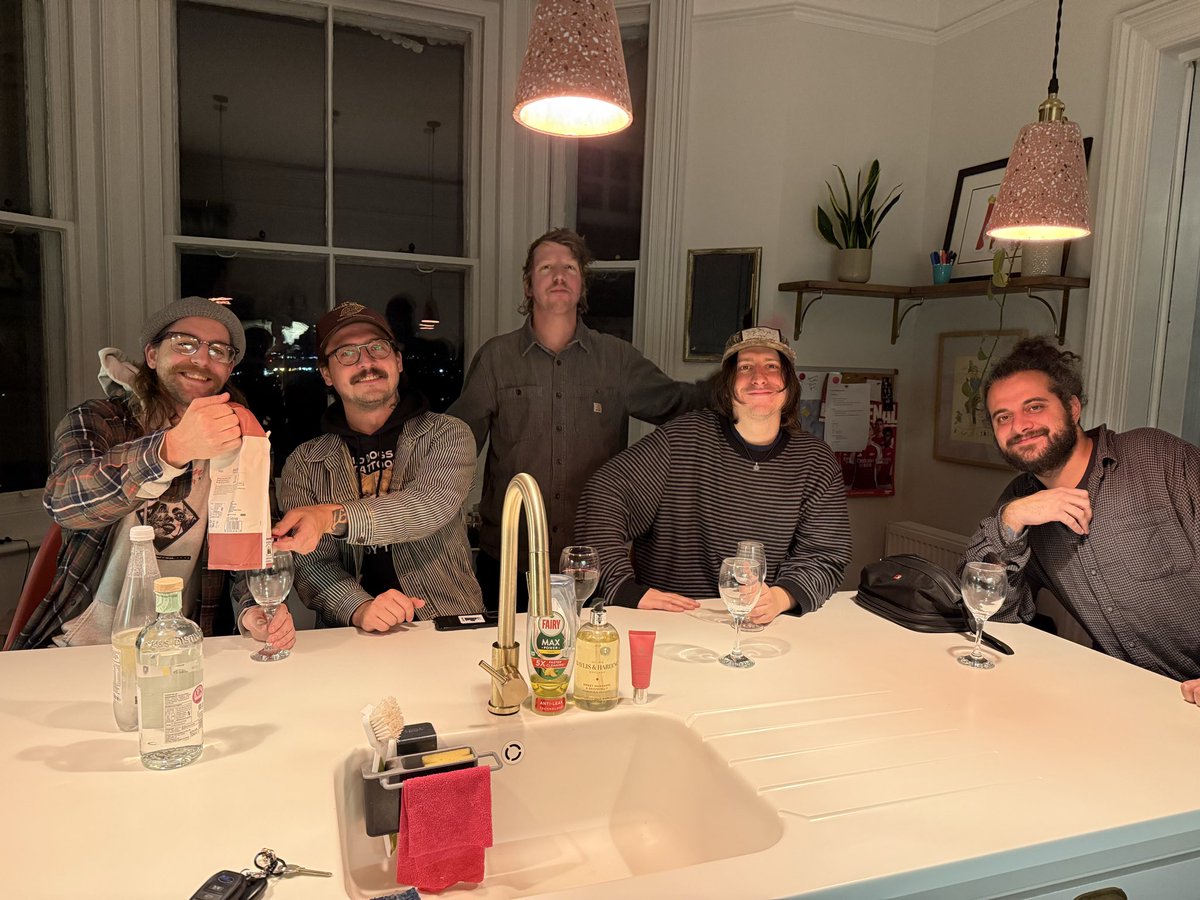 Olly Lambert tweet media