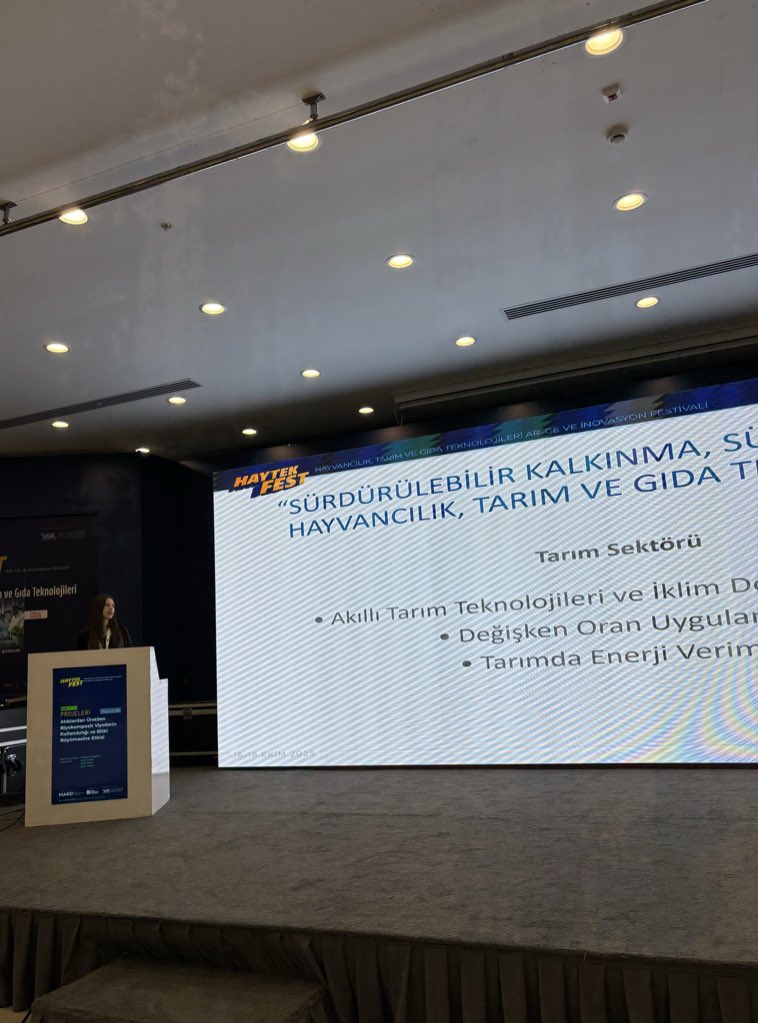 İlk oturumumuzdan kareler✨

<a href="/makuedutr/">MAKÜ</a> <a href="/dalgarh/">Prof. Dr. Hüseyin DALGAR</a> <a href="/TCTarim/">T.C. Tarım ve Orman Bakanlığı</a> <a href="/TCSanayi/">Sanayi ve Teknoloji Bakanlığı</a> <a href="/teknofest/">TEKNOFEST</a> #makü #haytekfest #tarım #hayvancılık #teknoloji #inovasyon