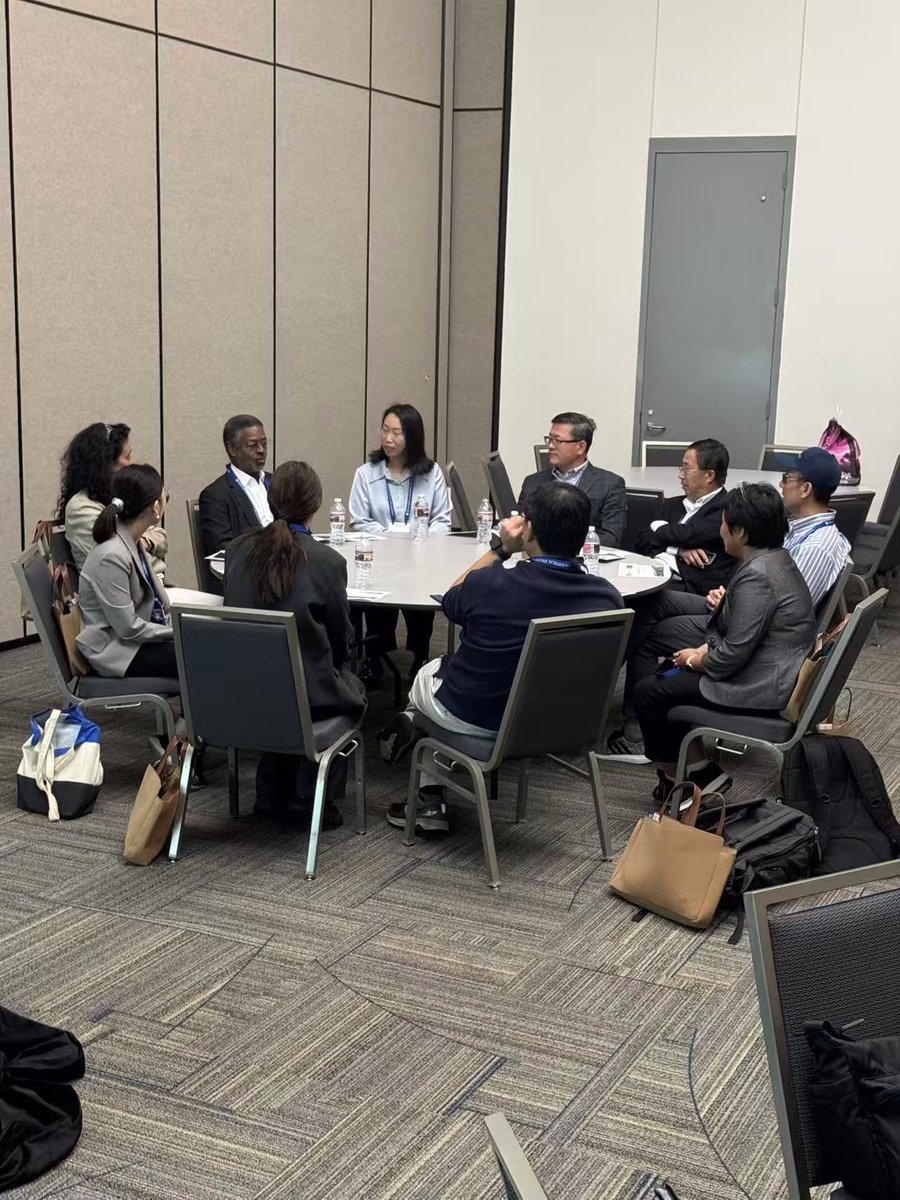 Bioeng_MDPI's tweet image. A pivotal moment at #BMES2025! 🎉We were honored to host our Academic Editor Meeting in San Diego, bringing together our Editor-in-Chief, Associate Editor, Board Members, and the editorial team for a strategic discussion on the journal's future.💡
#Bioengineering #EditorialBoard