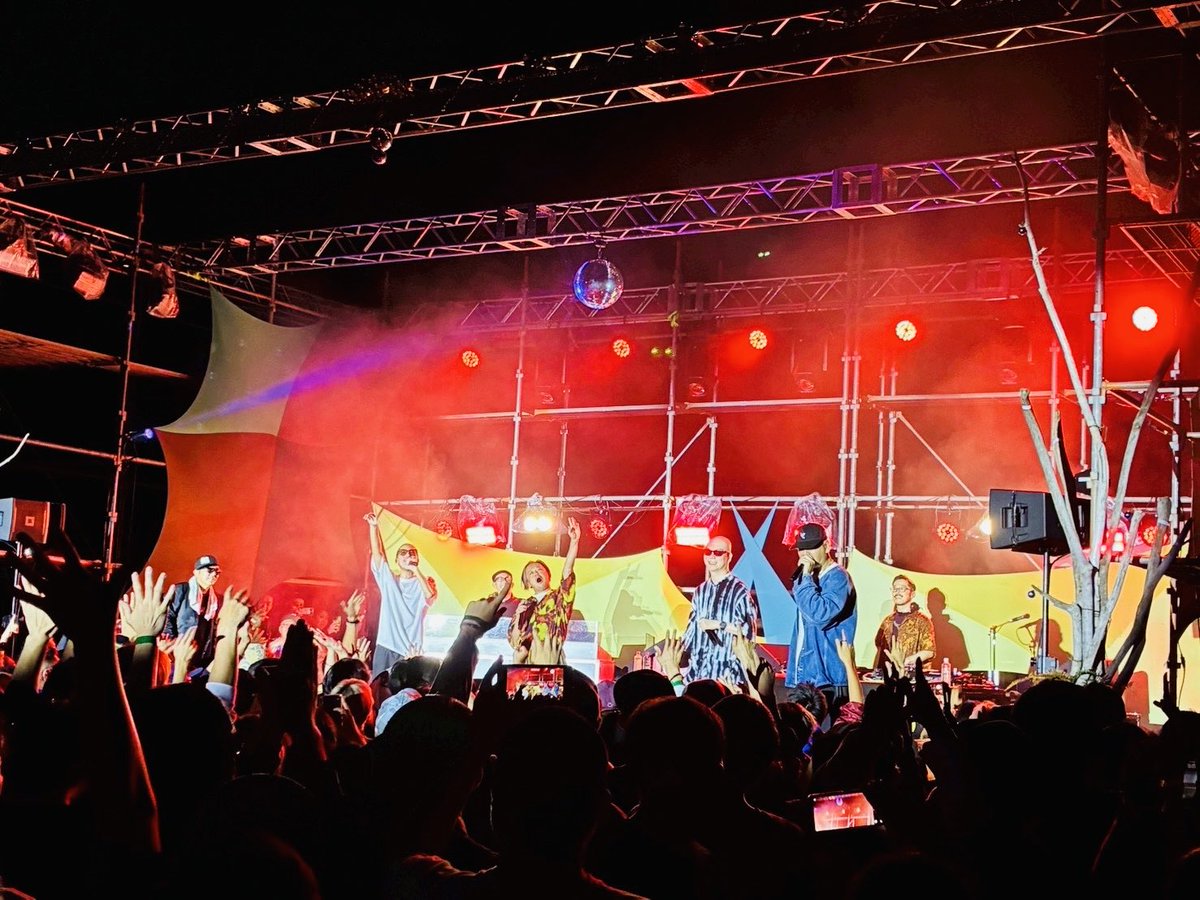 先日、千葉のヒップホップフェス「横芝光町STREET TO B」ありがとうございました！イベント後半の流れはヤスパチ&amp; Ritto→Soul Scream→Rhymester→Zeebra。最後はソウスクライムスジブラの特別コラボ。長年の時を経てエモ過ぎる光景となりましたw👍。終演後のわちゃわちゃも楽しかった〜。またぜひ♪