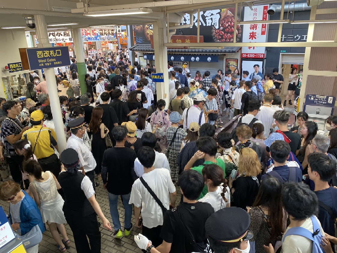 【なにわ淀川花火大会について】
10/18（土）は、なにわ淀川花火大会が開催予定です。