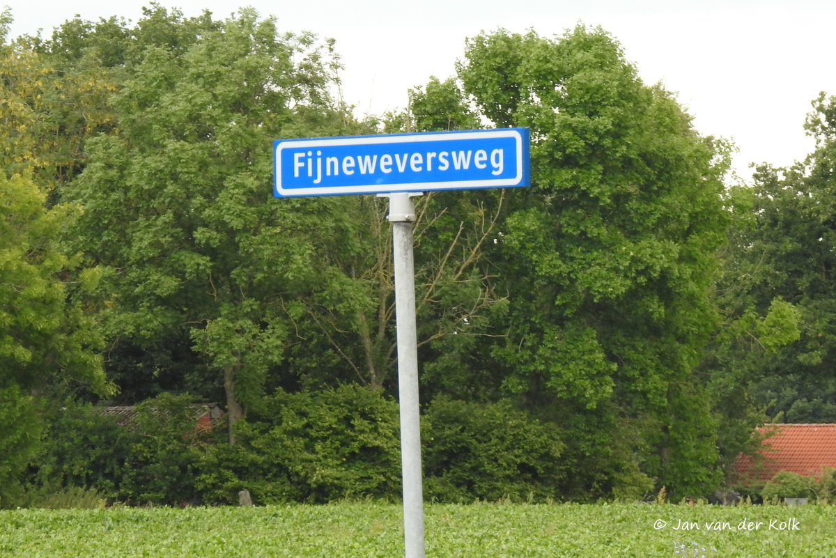 BekiekTwente's tweet photo. Nieuw verhaal in mijn podcast:
'Op en rond De Mekkelink | Rhaan' 
#DeVerhalenLiggenOpStraat
https://t.co/y17N8bHsLz 
#Rhaan #EelenEnRhaan #Hellendoorn
#Salland #Twente #BekiekTwente https://t.co/pVNjsBAlWV