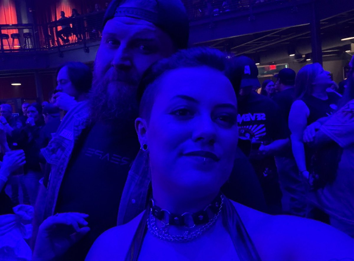 posted ab my ex on my other acc and had someone msg me freaking out thinking J and I broke up 😂

no, love, this one's mine foreva ❤️