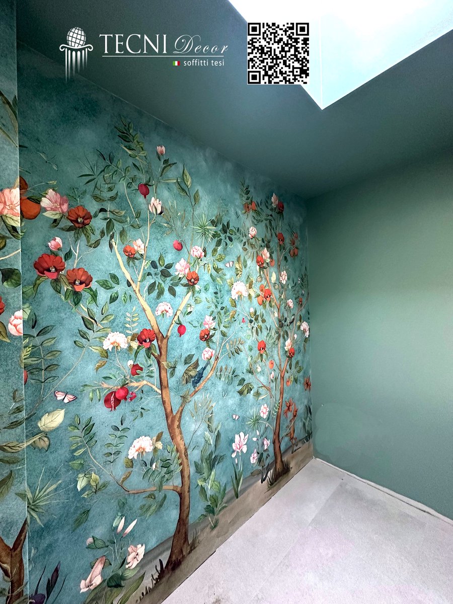 soffittitesi's tweet photo. Dall'idea geniale  dell'Architetto @MartaZannotti...un piccolo studio apparentemente monotono diventa un tripudio di colore grazie a questo fantastico #affresco applicato in aderenza, curato in ogni piccolo dettaglio ! #tecnidecoraffreschi #frescos https://t.co/PldMZlfW8G https://t.co/PdJ8XvFEhT