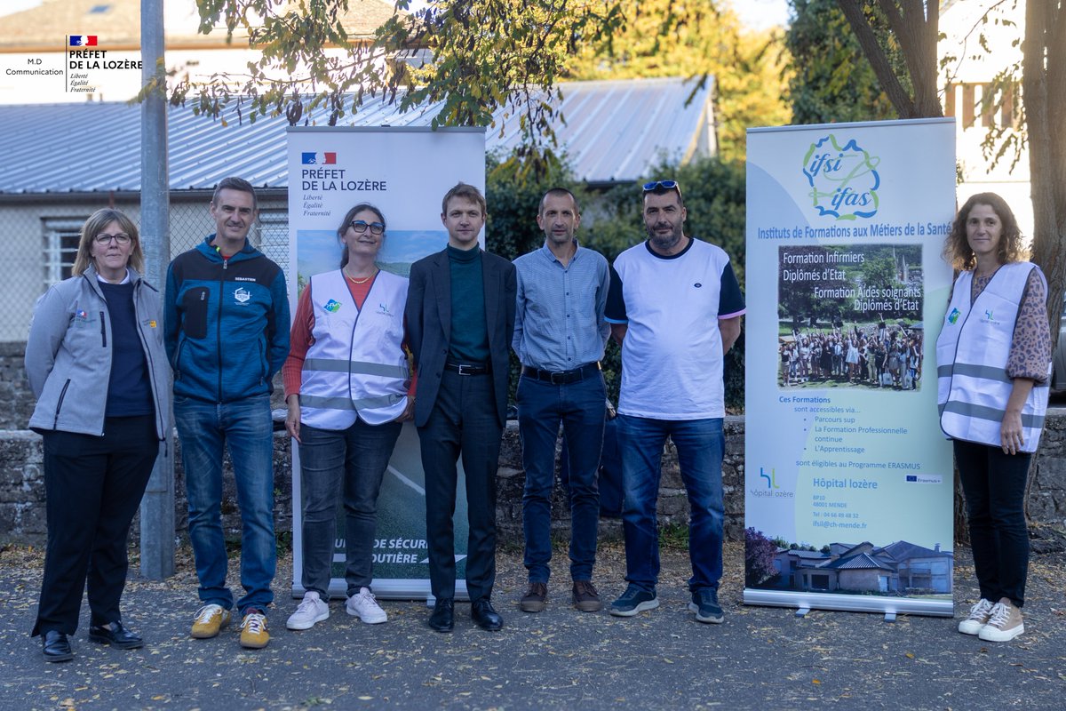 #sécuritéroutière I 📍Mende - renforcer la sécurité de ses apprenants

En Lozère, le risque d’accident est particulièrement élevé chez les jeunes conducteurs. Pour renforcer la prévention, l’IFMS de l’Hôpital Lozère et l’Unité de sécurité routière ont organisé une série
