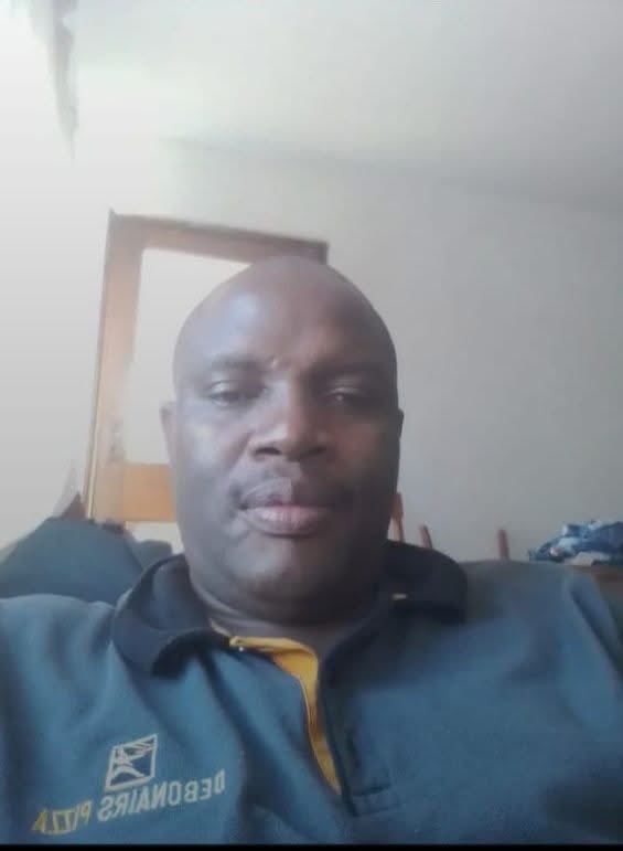 Timeless_Report's tweet image. 🚨 Debonairs Manager Accused of Rape Arrested in Pinetown

Stanley Murrangariri, an Illegal Zimbabwean national and manager at Debonairs Pizza, was arrested in Pinetown, he faces serious charges of raping female employees under his supervision at the fast-food outlet.

His…