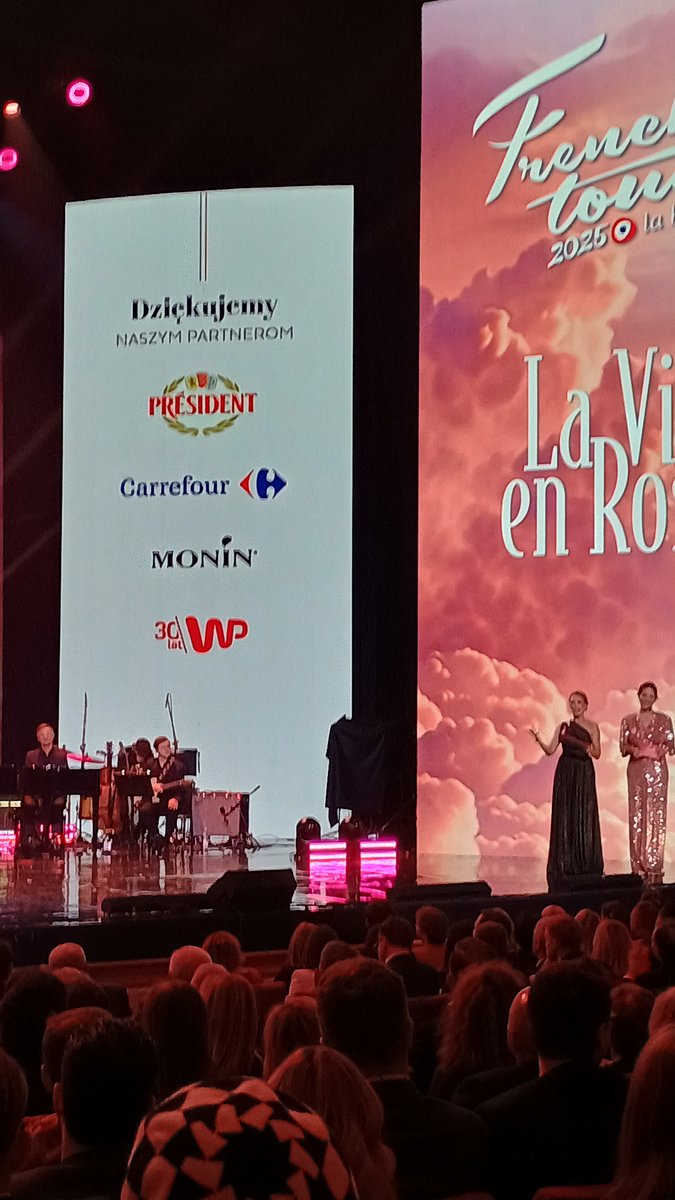 #NEWS: 
Wczoraj w Teatrze Wielkim w Warszawie odbyła się wyjątkowa i niepowtarzalna Gala Finałowa <a href="/FrenchTouch10/">French Touch</a>, której #CarrefourPolska jest w tym roku #partneremgłównym. Celem akcji jest promocja w naszym kraju smaków, produktów, kultury i tradycji kulinarnej Francji.