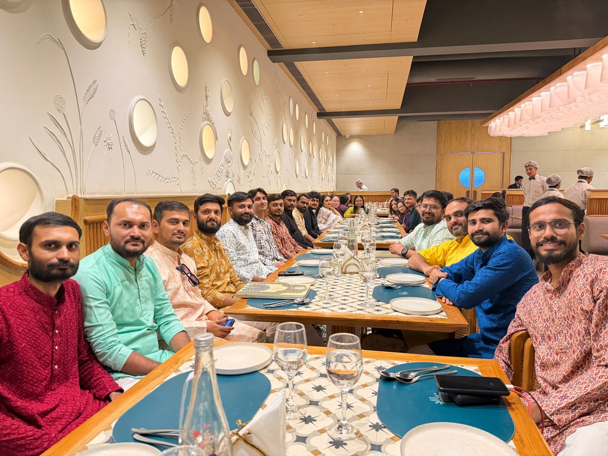 encodedots's tweet image. A pinch of laughter, a dash of stories, and a plate full of joy! 😋 

From sizzling starters to sweet endings, our #EncodeDots family turned dinner into a celebration at Pihu Baug. 🍲

#dinner #dinnerparty #Foodie #DinnerDiaries #TeamBonding #PihuBaugNights #Diwali2025 #FunAtWork