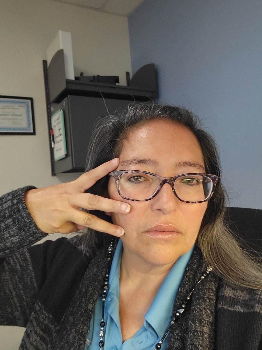 TN_UK's tweet image. 🌍 We’re seeing #ShowTN3Fingers selfies from around the world — thank you! 💙
Your photos are helping raise global awareness of facial pain.
Keep them coming! 📸
#FacialPainAwarenessMonth #TrigeminalNeuralgia #TNawareness