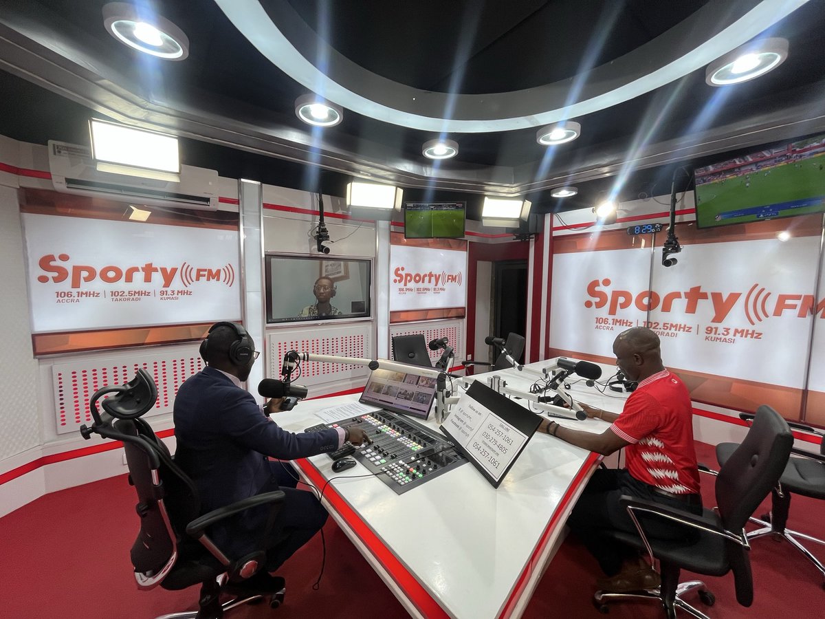 SportyFM_'s tweet photo. Now discussing: Asante Kotoko host Wydad AC in first leg of 2nd preliminary round of CAF Confederations Cup on Sunday.🔴🦔

We’ve been joined in the studio by George Forson (@BigJoe_Kotoko), Patron of Porcupine Tertiary. 

#SportyFM https://t.co/xHY3SCa3G0