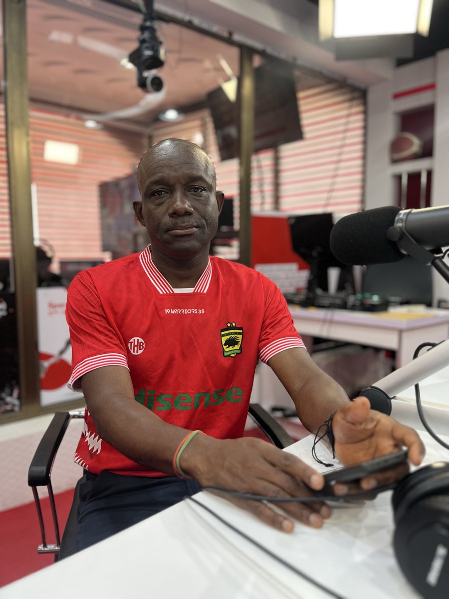 SportyFM_'s tweet photo. Now discussing: Asante Kotoko host Wydad AC in first leg of 2nd preliminary round of CAF Confederations Cup on Sunday.🔴🦔

We’ve been joined in the studio by George Forson (@BigJoe_Kotoko), Patron of Porcupine Tertiary. 

#SportyFM https://t.co/xHY3SCa3G0