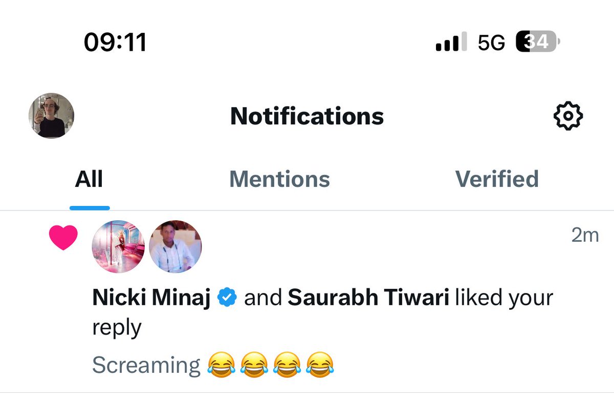 Owh bitch that first scream was nothing compared to seeing that now. 

Blessings and love too the queen