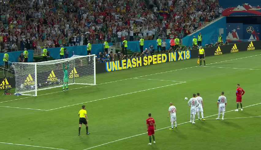 SB15460's tweet image. Ronaldo has never Scored a Hat-trick without a Penalty.