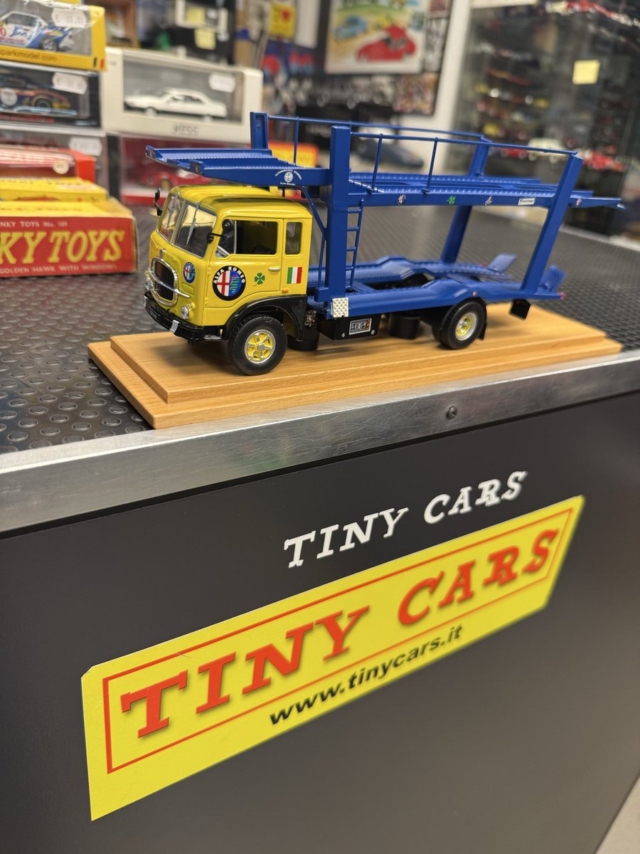 cars_tiny's tweet image. Fiat 643 elaborazione artigianale Bisarca Alfa Romeo scala 1:43 #tinycars #fiat #camion #truck #bisarca #scala143