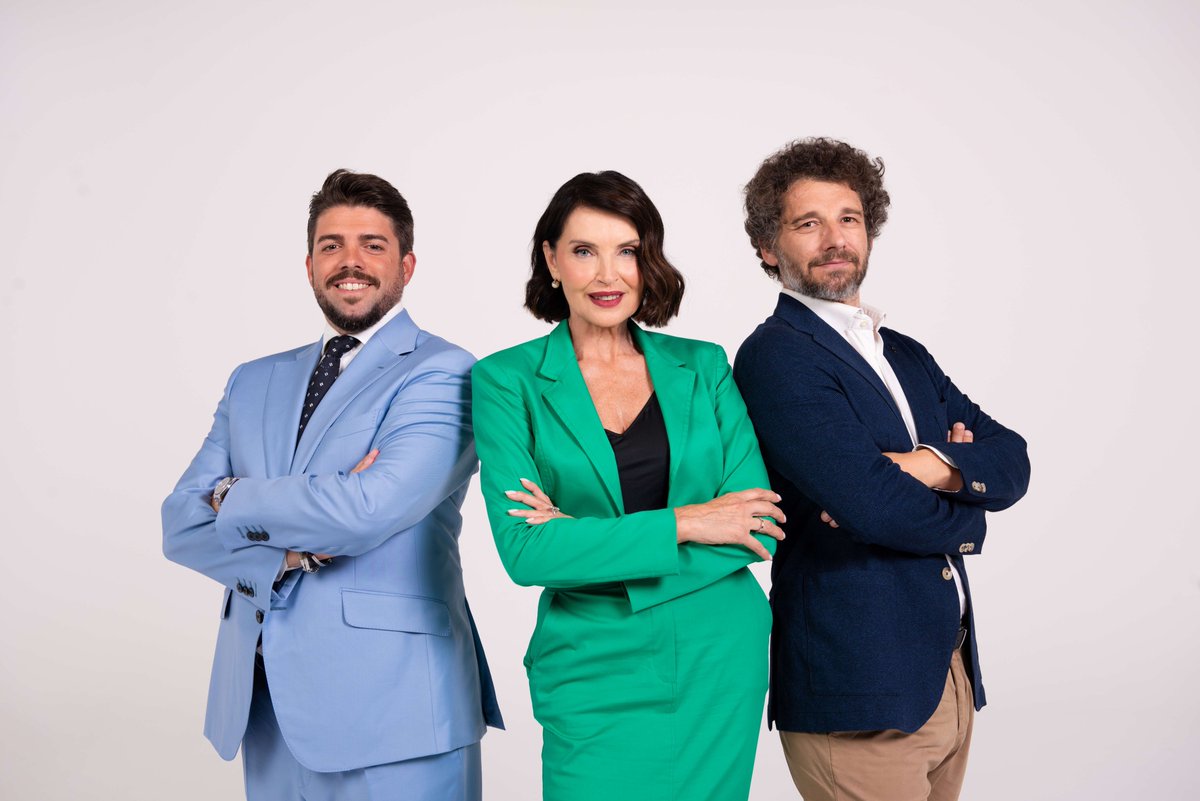 DiscoveryItalia's tweet photo. #ascoltitv: lo spettacolo #SinceramentePersia #OneMilfShow segna punte di 543.000 spettatori. Per #TheCage picchi di 579.000 spettatori. Bene #CashOrTrash con 620.000 spettatori. Su @realtimetvit #CasaAPrimaVista raggiunge 812.000 spettatori con il 4% di share β¨ https://t.co/H70rjkYqbZ
