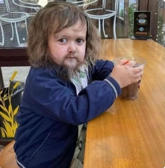peach2k2's tweet image. after years of searching i've finally found him
behold, the youngest java dev
