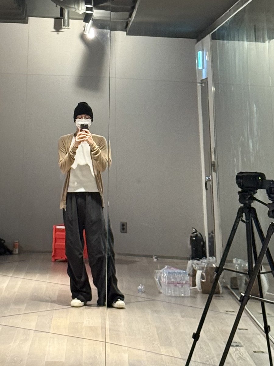 dooong06's tweet photo. 깜장콩 너무 기엽네 https://t.co/jgmsIg3yDO