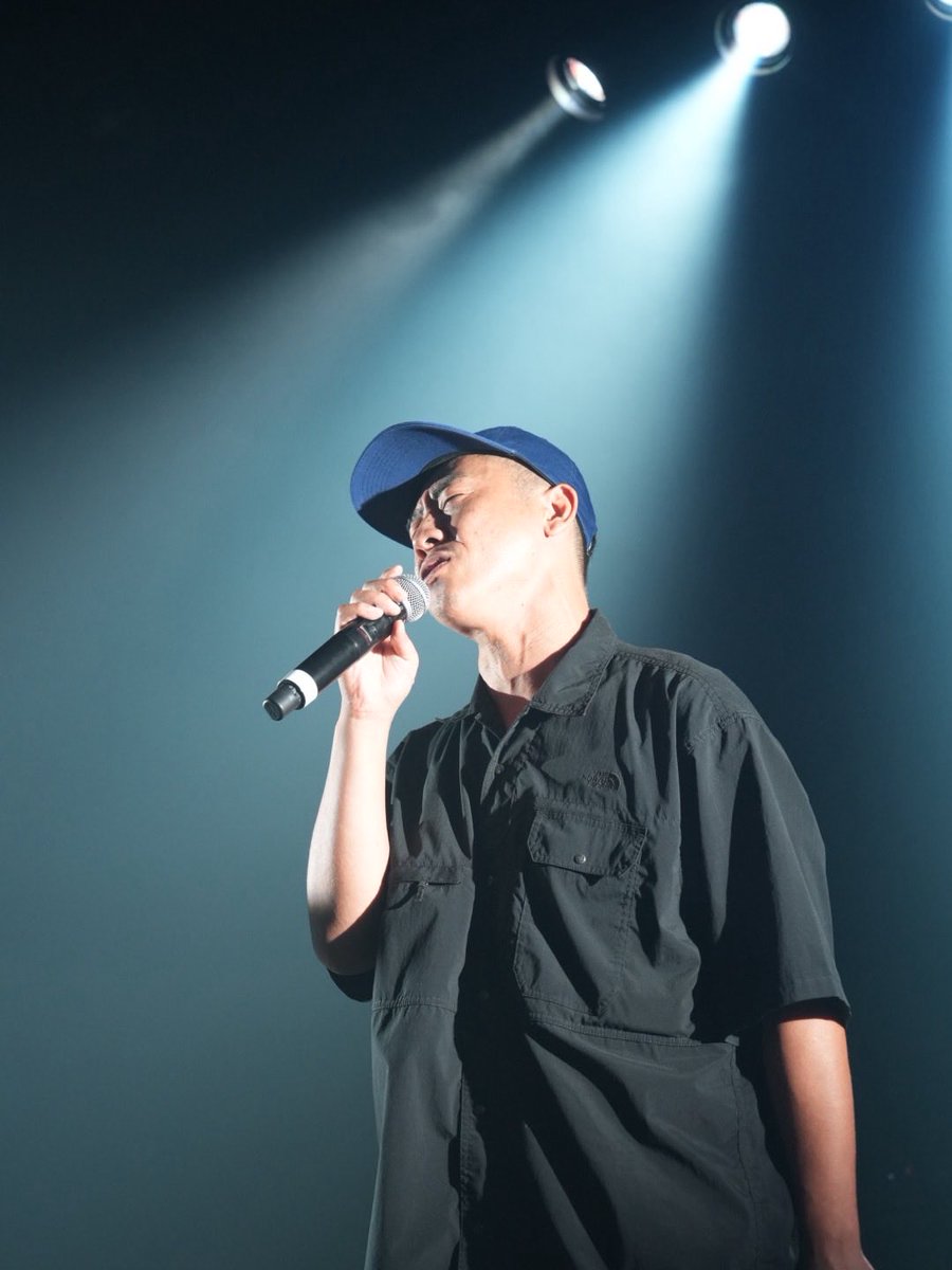 CK_STAFF's tweet photo. 【TOUR2025】

10/18(土)石川・金沢EIGHT HALL 開場:17:30 / 開演:18:00

🏀グッズ販売 四池家会員 15:00〜16:00 一般(四池家会員を含む) 16:00〜17:00

https://t.co/Bs1kZCmngm

⚠️販売スペースが限られるため、取り扱いラインナップが異なります。あらかじめご了承ください。

🎫当日券
販売なし

#candk

📷城山堂