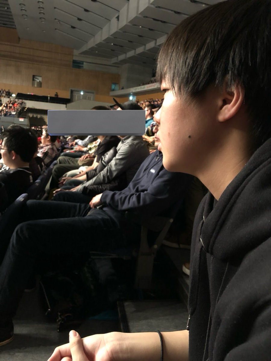 明後日は、 #タイチ凱旋興行 in 石狩でタイトルマッチ

対戦カードの後ろに見える文字の意味
 #njroad このハッシュタグの意味
セルリアンブルーのマット、そこに足を踏み入れる意味

それを誰より重く受け止めてる

初めて知ったプロレス団体が新日本プロレスだった