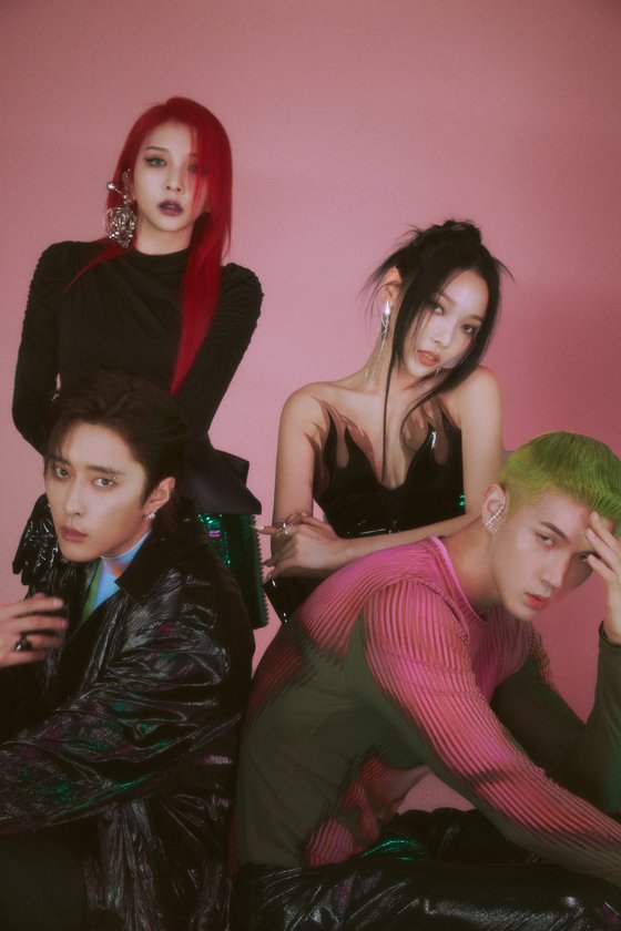 steaItherest's tweet photo. Vote for @KARD_Official in the MAMA "Fans' Choice Female", using the hashtags #2025MAMAVOTE #KARD

Use these hashtags once per day (KST). Retweets of the hashtags also count as a vote for KARD. https://t.co/zNIRpWcfdJ