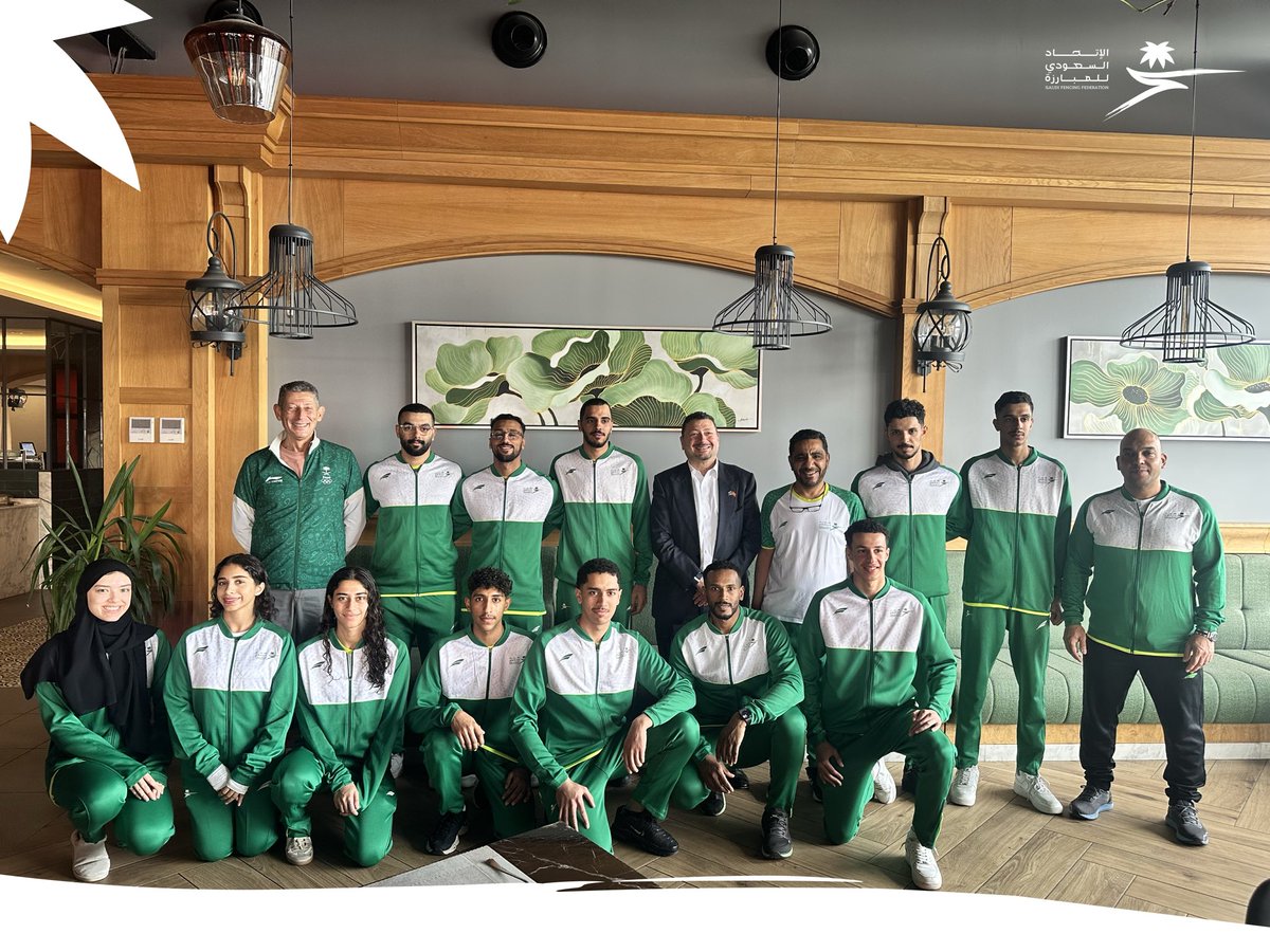 حضـور مشـرف 🇸🇦🤺
سفير خادم الحرمين الشريفين في جمهورية تركيا الأستاذ فهد بن أسعد أبوالنصر يدعم أبطال المنتخب السعودي للمبارزة قبل مشاركتهم في بطولة الستالايت في إسطنبول 🇹🇷

<a href="/KSAembassyTR/">Suudi Arabistan Krallığı-Türkiye السفارة في تركيا</a> 
#أخضر_المبارزة 💪🏼