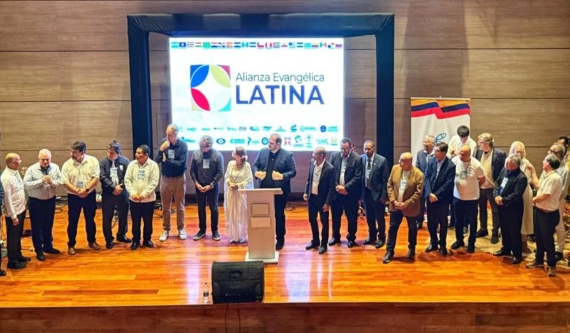 🌎🙌 *Más de 250 líderes cristianos unidos en Cartagena por un mismo propósito:* fortalecer la fe y transformar Iberoamérica. ✨ Descubre los momentos que marcaron esta histórica asamblea. #IglesiaUnida
revistahyc.com/2025/10/16/asa…