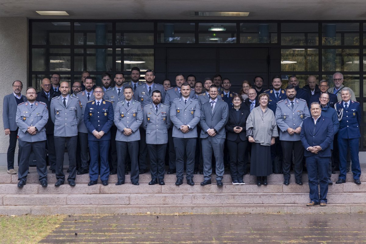 Maanpuolustuskorkeakoulu tweet media