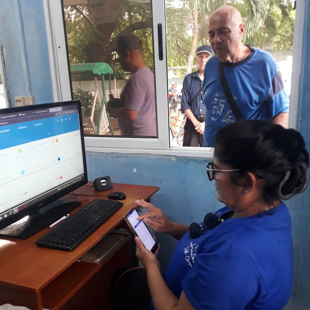 JC_MunicipioSC's tweet photo. #JovenClubSantaClara sigue avanzando en el proceso de #Bancarizacion y la #Infoalfabetizacion de la poblacion.
#JovenClubXCuba https://t.co/xKg5toitVW