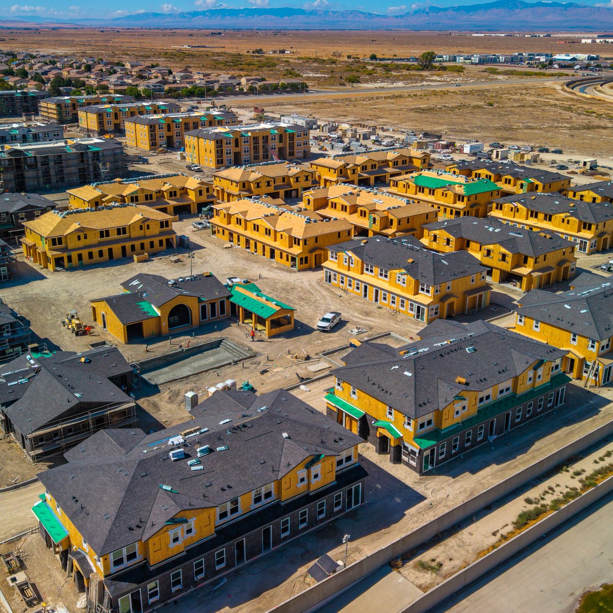 Golden state of mind 🌞 📍 Bakersfield, CA