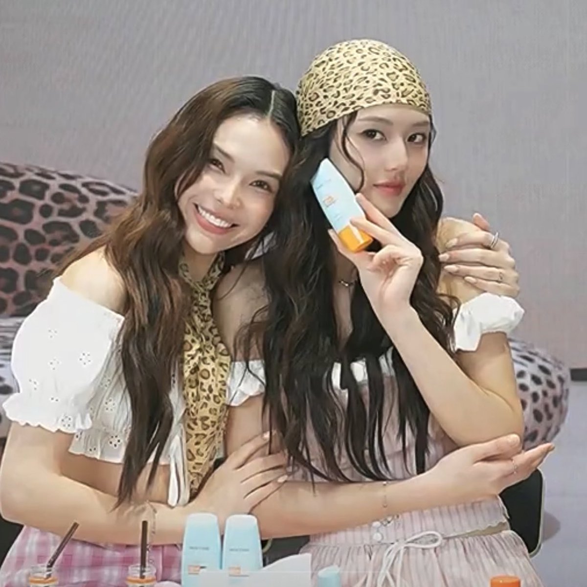 trynabap's tweet image. ชั้นกลัวพวกชีหลุดพูด i love my job มาก

#MISTINExLMSY
#ลูกหมีซอนญ่า #LMSY