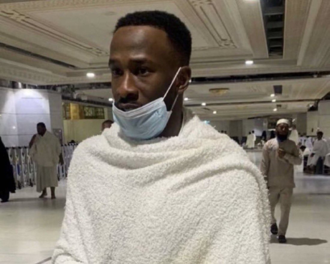منذ الحادثة .. فهد المولد أكمل سنة كـاملة.

سنة في الغيبوبة
سنة بين الحياة والوفاة

يارب بأسماءك الحسنى وصفاتك العُلى وأسألك بإسمك الأعظم الذي إذا دعيت به أجبت وإذا إسترحمت به رحمت أن تشفي فهد المولد عاجلاً غير آجل.

دعواتكم له في #ساعه_استجابه