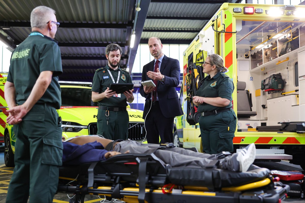 Viewing the world’s first purpose-built all-electric ambulance and taking part in a training demonstration with specialist paramedics.