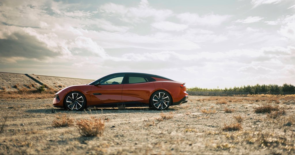 Still as the desert, fast as your dreams.

#lotus #lotusmena #emeya #forthedrivers